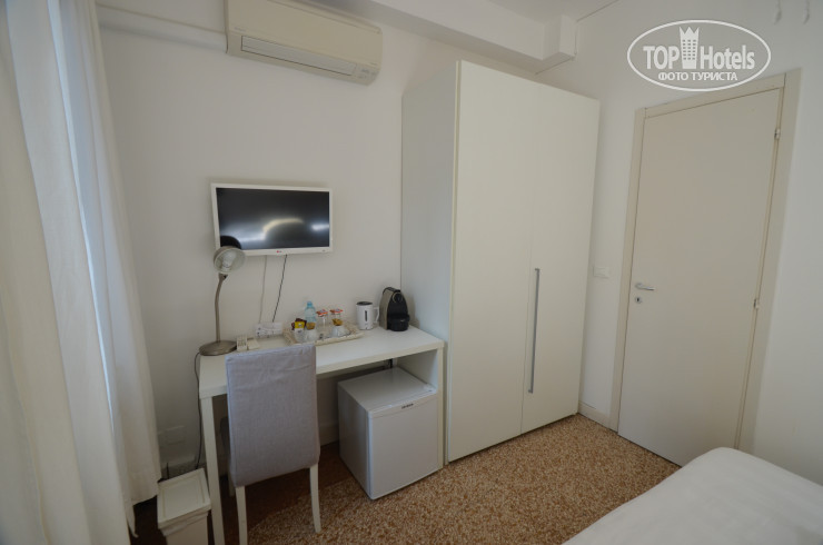 Hotelier's photos Al Portico Guest House