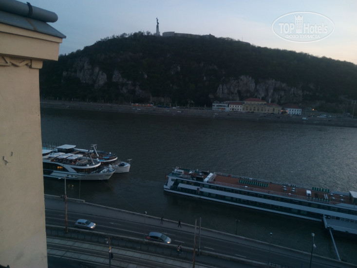 Castle View Apartment