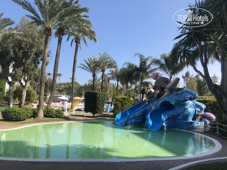 Iberostar Waves Ciudad Blanca