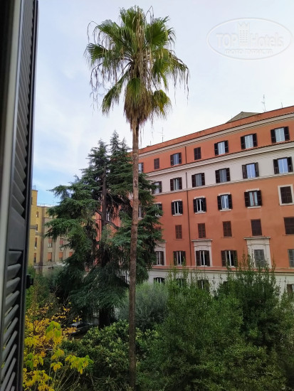 New photos from tourists Alex Place 