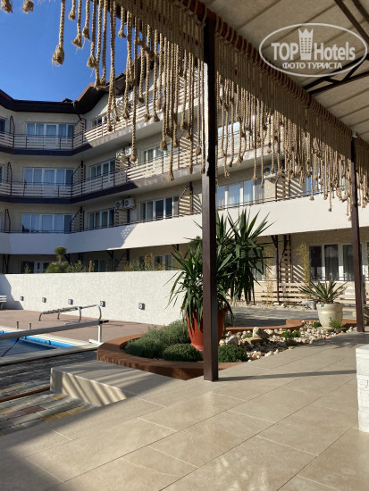 New photos from tourists Meduza Club