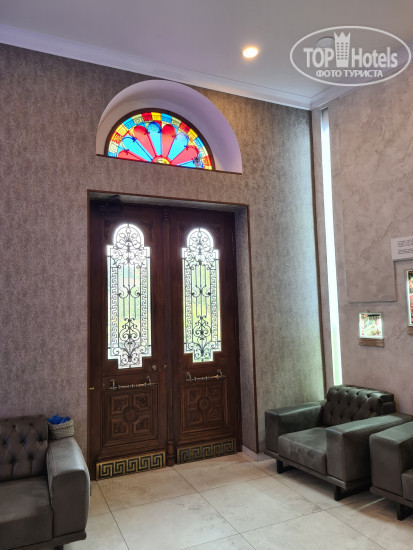 Aivani Hotel