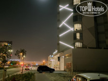 Courtyard World Trade Center 4*