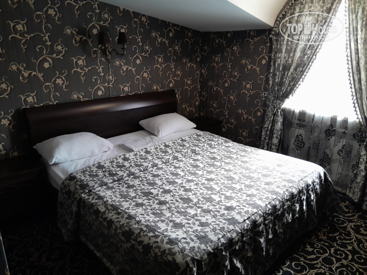 New photos from tourists Frant Hotel на пр-кте Маршала Жукова 73 3*
