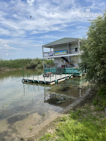New photos from tourists Золотой Лотос