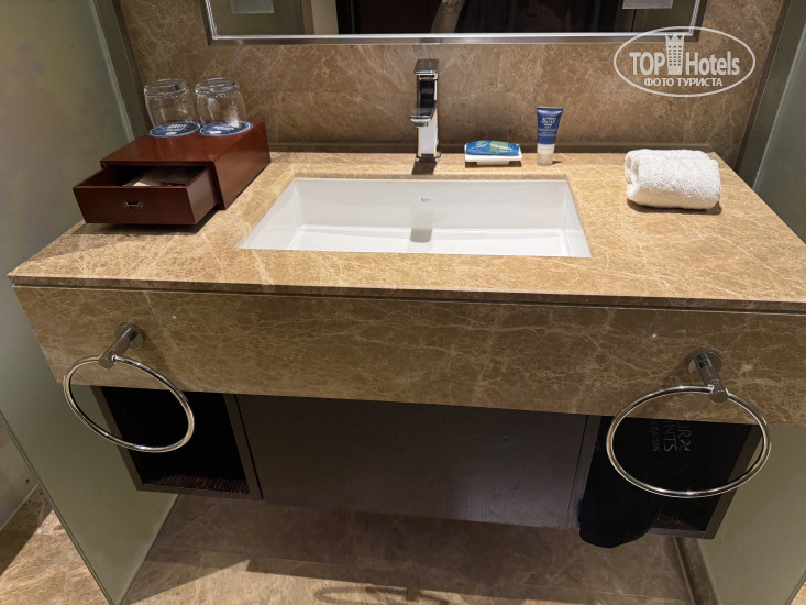 Hotelier's photos Sheraton Qingdao Licang Hotel 5*