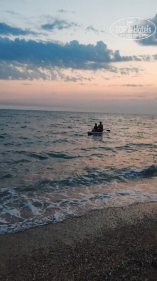 New photos from tourists Казачий берег-2 