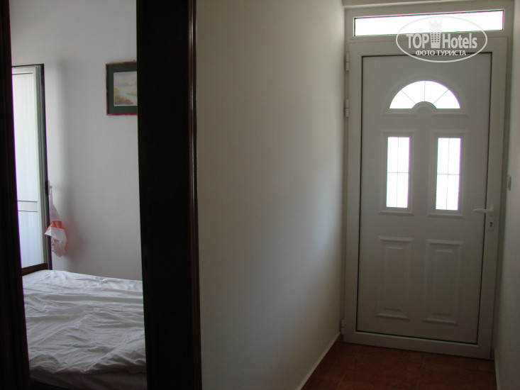 New photos from tourists Milorad Villa